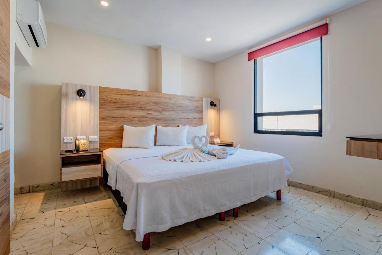 Hotel Central Merida By Kavia מראה חיצוני תמונה