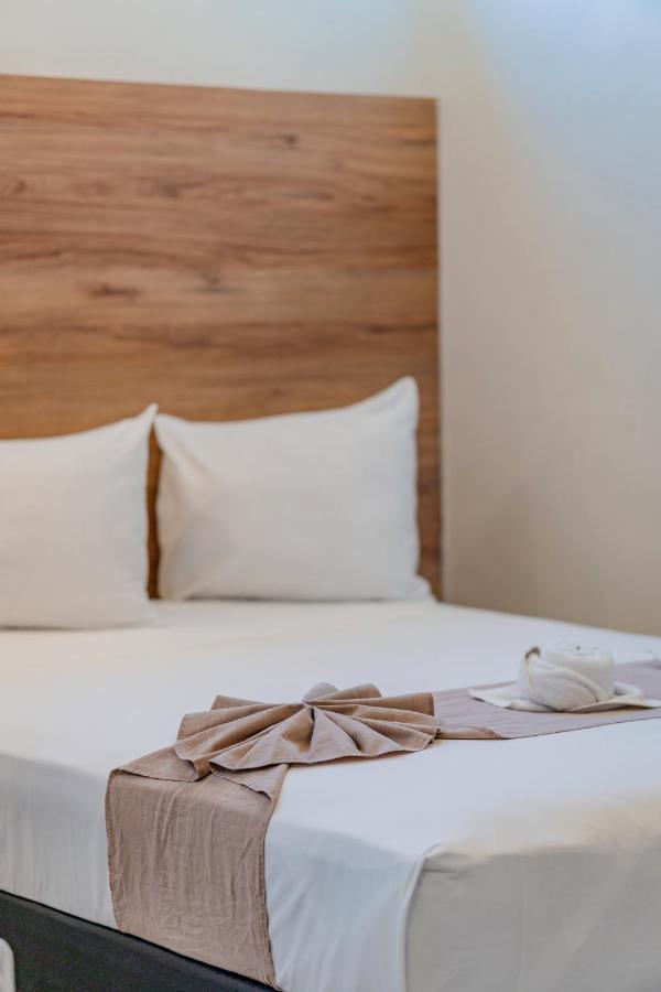 Hotel Central Merida By Kavia מראה חיצוני תמונה