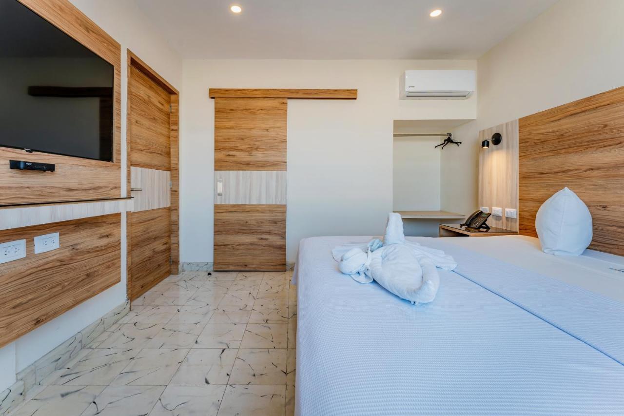 Hotel Central Merida By Kavia מראה חיצוני תמונה