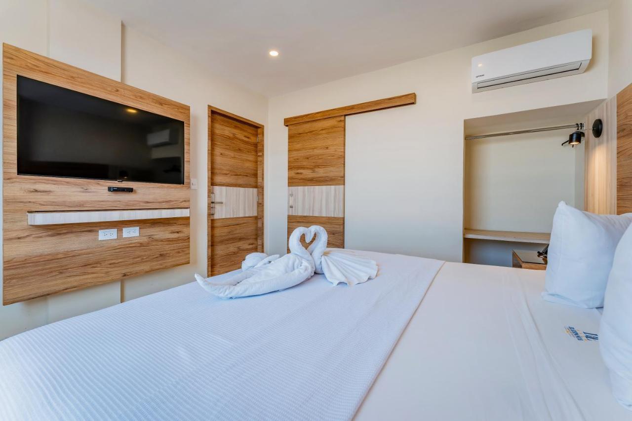 Hotel Central Merida By Kavia מראה חיצוני תמונה